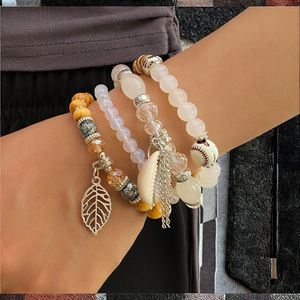 สร้อยข้อมือสไตล์โบฮีเมียนทำมือสุดหรู ชุบทอง โลหะผสมสังกะสี ประดับคริสตัลรูปหัวใจ ดีไซน์เรขาคณิต ประดับด้วยหิน สำหรับผู้หญิง แฟชั่นแบบเลเยอร์ - Product Image 2