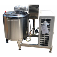 Agitateur réfrigérant en acier inoxydable pour lait cru, destiné aux entrepôts frigorifiques et à la production et transformation ultérieure du lait.