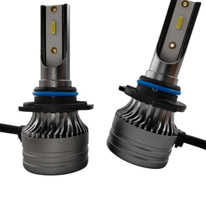 Suministro de fábrica ODM OEM Sistema de iluminación <span class=keywords><strong>V11</strong></span> H1 H4 H7 9005 9006 Bombilla de faros LED de alta potencia para coche - Product Image 3