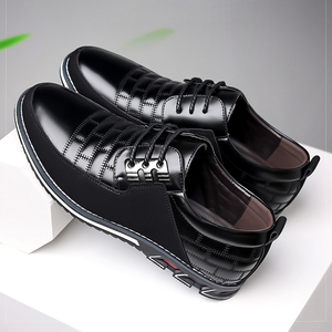 Chaussures décontractées noires pour hommes d'affaires en cuir, légères et à semelle rigide, les plus vendues en gros - Product Image 2