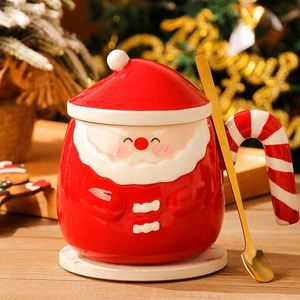 Mug en céramique 3D Père Noël peint à la main avec couvercle et cuillère en forme de canne à sucre, tasse à café de Noël mignonne faite à la main pour cadeau de fêtes - Product Image 4