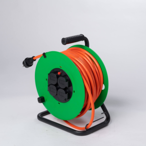 Fabricant OEM ODM, prise CEE et Schuko, plastique, cordon d'extension <span class=keywords><strong>de</strong></span> 30 m, 40 m, enrouleur <span class=keywords><strong>de</strong></span> câble <span class=keywords><strong>de</strong></span> <span class=keywords><strong>jardin</strong></span> - Product Image 3