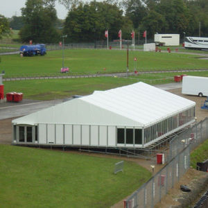 Tente de fête temporaire en aluminium idéale pour les célébrations et festivals en plein air - Product Image 1