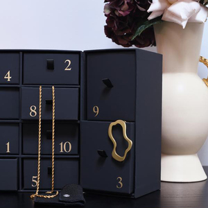 Boîte Calendrier de l'<span class=keywords><strong>Avent</strong></span> de Noël Noire à Tiroirs pour Bijoux (Boucles d'Oreilles, Bagues, Colliers) et Cosmétiques - Product Image 4
