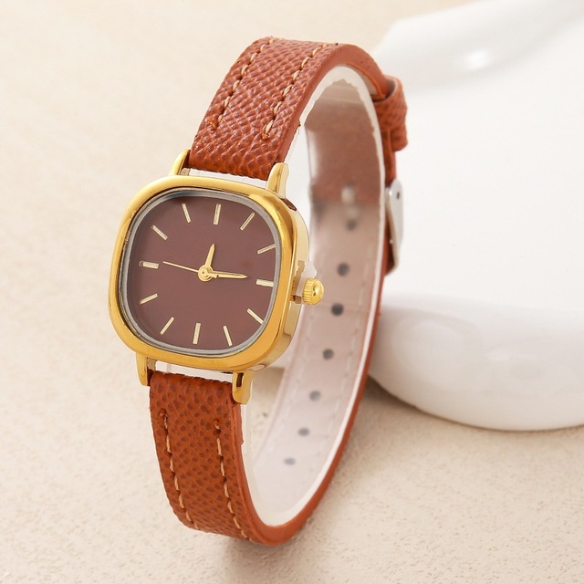 Women Retro Minimalist Square Quartz Watch Vintage Slim Leather Strap Waterproof Casual Ladies Wristwatch