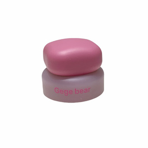 Gege Bear Mousse Lip-and-Cheek Dual-Use Cream Blush Lip Mud Natural No-Makeup Looks Multi-Use Long-Wearing Velvet Soft Mist. ครีมบลัชออนเนื้อมูส Gege Bear แบบใช้ได้ทั้งแก้มและปาก ให้ลุคธรรมชาติ ไม่เหมือนแต่งหน้า ติดทนนาน เนื้อกำมะหยี่นุ่มละมุน - Product Image 5