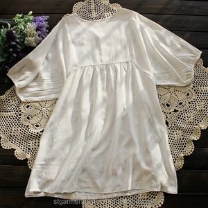 Robe longue d'été 2025 personnalisée avec logo OEM pour femme, broderie, moulante, décontractée, mi-longue, en mousseline de soie, lavable - Product Image 5