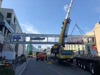 Passerelle suspendue moderne en acier certifiée CE, pour toutes saisons, avec surface galvanisée à chaud, résistante au vent, idéale pour hôtels