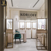 Grand kiosque de présentation de mobilier de luxe au design moderne, taille personnalisable, pour collections, boutiques et vitrines de bijoux et montres