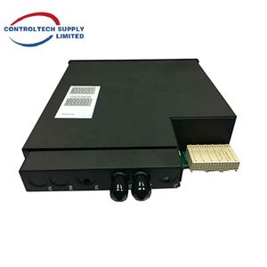 Module de communication inter-relais en aluminium UR7DH pour l'automatisation avec support technique professionnel - Product Image 3