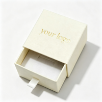 Boîte à bijoux en papier rigide gaufré de qualité supérieure, emballage cadeau couleur unie pour boucles d'oreilles, bagues, colliers, bracelets