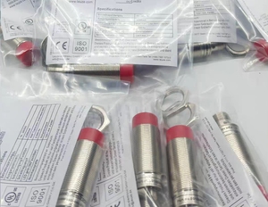 Interruptor de Proximidad Leuze Original, Nuevo, ISS 218MM/2NO-8N0, Estable y Apto para Uso Industrial, en Stock - Product Image 1