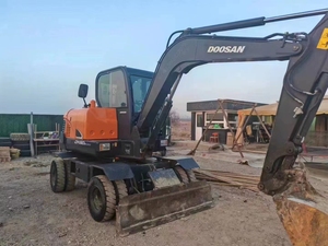 Excavadora de ruedas mini Doosan DX60W de 6 toneladas, 98% nueva, de segunda mano, excavadora pequeña usada Doosan DH55 de 5 y 6 toneladas, con certificación EPA y CE, en stock. - Product Image 3