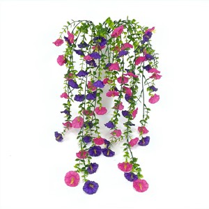 Fleurs artificielles de glycine Kim Riley en plastique, décoration suspendue pour la maison, les mariages, les murs extérieurs et les plafonds - Product Image 1