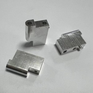 Pièces de précision CNC avec analyse DFM gratuite et support technique, service d'échantillonnage sur dessin personnalisé, usinage par fraisage et tournage - Product Image 5