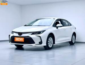 Toyota Corolla 2023 1.2T L4 d'occasion à vendre – Véhicule d'occasion économique, intérieur foncé, conduite à gauche, bon état, exportation - Product Image 1