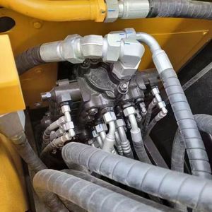 รถขุดตีนตะขาบมือสองของแท้จากจีน ยี่ห้อ Sany รุ่น 75c SY75C-10 SY75C-8 SY75C-9 รถขุดขนาดเล็ก 8 ตัน 7 ตัน รถแทรกเตอร์ขุดดินสำหรับขาย - Product Image 4