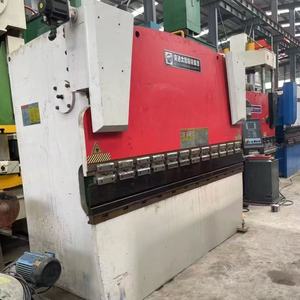 Máquina Dobladora Hidráulica CNC Automática de 160T y 1600mm de Segunda Mano para Placas de Acero Inoxidable y Varillas Corrugadas, Alta Productividad - Product Image 1