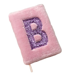 Diario con Copertina in Peluche alla Moda per Bambini, Scuola e Università, Quaderno A5 a Righe con Rilegatura a Filo, Regalo - Product Image 3