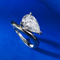 Design de bague en zircon goutte à goutte de style Ins, bague en argent S925 Zircon simple de 2 carats à la mode