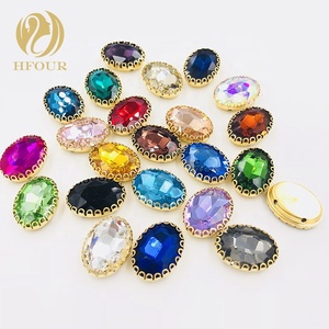 Hình Bầu Dục May Trên Kim Cương Giả Với Móng Vuốt Ren - Product Image 1