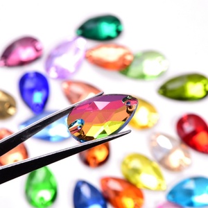 Strass Oleeya en gros, forme goutte d'eau, cristaux colorés à coudre, pierres à coudre pour vêtements - Product Image 4