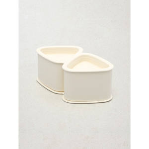 Molde triangular Gimbap para moler y crear rollos de arroz creativos - Product Image 1