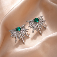 Boucles d'oreilles romantiques en gros Rolling Stone, nouveau modèle Ailes, entièrement serties de diamants, étoile scintillante, en alliage, matériau principal Guangdong Chine, unisexe