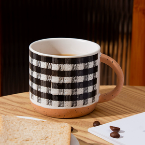 Nueva Taza de Café de Porcelana Pintada a Mano Estilo Retro Japonés, Colores Personalizables, Logotipo, Regalos Empresariales Seguros, Uso en Oficina, Apta para Lavavajillas, Cerveza - Product Image 5