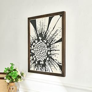 Décoration murale rectangulaire rustique en bois sculpté, motif paysager, artisanat d'art printanier - Product Image 3