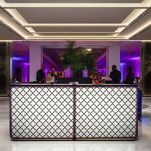 Dreamlike 2020 barra <span class=keywords><strong>alta</strong></span> LED mostrador <span class=keywords><strong>Mesa</strong></span> diseño contemporáneo muebles de Metal para comercial al aire libre Club fiesta Hotel para Centro Comercial - Product Image 6