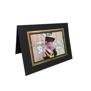 Aangepaste handgemaakte fotolijst met opklapbaar ontwerp voor foto's van 4x6 en 5x7 inch - Product Image 5