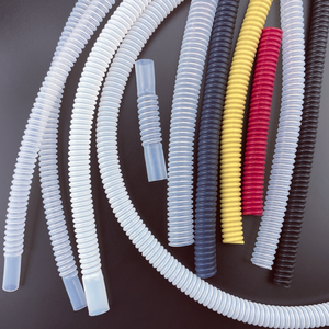 Hogedruk industriële kwaliteit, levensmiddelenkwaliteit, witte spiraalvormige gegolfde PTFE slang voor brandstof, olie en vloeistoffen, corrosiebestendig - Product Image 5