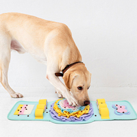 Tapis de renifflement en polaire de luxe à motif uni pour chien, jouet de puzzle alimentaire pour la stimulation dentaire, tapis de renifflement de type montre avec fonction d'interaction anti-fuite