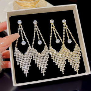 มาใหม่ต่างหูพู่หินชิ้นเดียวต่างหูห้อยประดับพลอยเทียมเป็นประกายต่างหูห้อยหินที่สง่างามสำหรับผู้หญิงเด็กผู้หญิง - Product Image 4