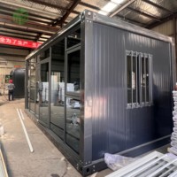 Maison conteneur moderne à mur-rideau en verre détachable, structure en acier galvanisé, aménagement personnalisé pour espace de travail commercial