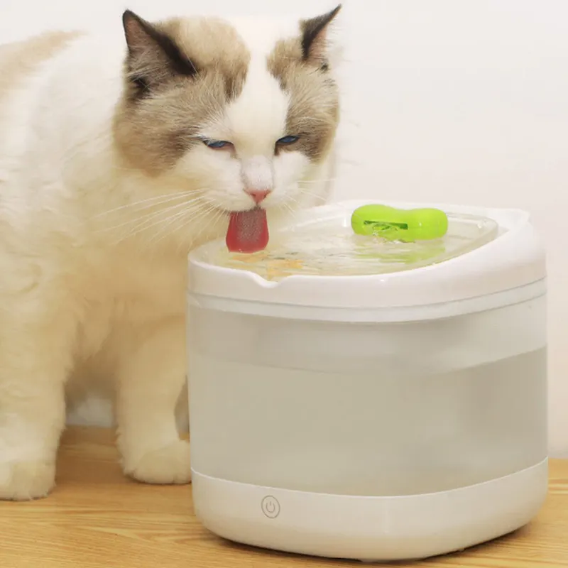 2023 New Cheap No-Spill Smart Pet Dog Drinking Fountain Cat Water Feeder Super Quiet Auto Custom Cat Drinking Fountain Ceramic