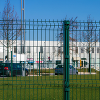 Clôture en treillis soudé 3D en V, revêtement PVC, pour la sécurité périmétrique, panneau métallique à pliage triangulaire pour aéroport