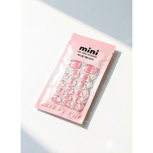 Mini pegatinas de gel para uñas, fórmula compacta K Beauty para el cuidado diario de las uñas, para todo tipo de piel - Product Image 1