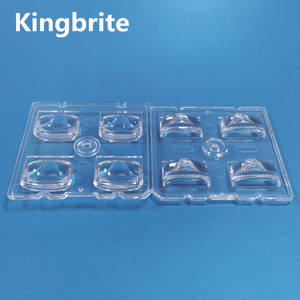 उच्च गुणवत्ता <span class=keywords><strong>4</strong></span> में <span class=keywords><strong>1</strong></span> 5050 3535 एलईडी लाइट मॉड्यूल लेंस संकीर्ण बीम कोण स्पष्ट सतह 50x50 मिमी एलईडी लेंस बाहरी उपयोग के लिए 50x50 मिमी एलईडी लेंस - Product Image 4