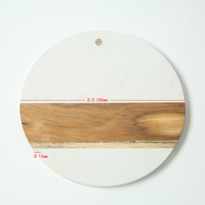 Tabla de cortar de madera maciza redonda de 250 mm de diámetro, tabla de cortar antideslizante para cocina - Product Image 1