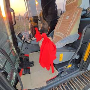 Excavadora Hidráulica de Orugas Volvo EC 300 Usada Casi Nueva, Excavadora VOLVO EC300 de Segunda Mano, Excavadora Volvo 300 de 30 Toneladas en Existencia - Product Image 5