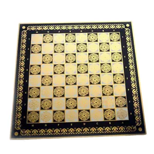 Placa de xadrez mongoliano, placa de xadrez metálica fixada à caixa de madeira