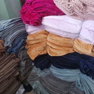 Chăn Flannel Hàng Cao Cấp Giá Rẻ Xả Kho Có Màu Trơn & In Hoa - Product Image 5