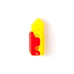 Mini Cuchillo Autonomy Radish de 6 cm, Juguete Antiestrés de Plástico Multicolor para Jóvenes - Product Image 4