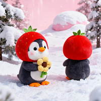 Peluche Pingouin Fraise avec Capuche Fraise, Pingouin Tenant un Tournesol, Expression Timide, Décoration Apaisante pour Bureau
