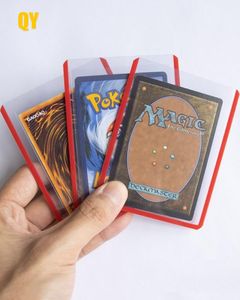 Porta Tarjetas QY de PVC con Borde Rojo y Protectores de Plástico Transparente para Tarjetas Deportivas TCG y Tarjetas de Juego - Product Image 2