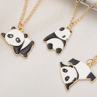 Vente en gros collier panda en alliage de zinc pendentif animal triple fille bijoux enfants cadeau étudiant pendentif colliers en métal