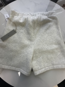 Set 2 Pezzi da Uomo in French Terry Lavato Traspirante con Logo Personalizzato, Basso MOQ, Economico, Alta Qualità, Essenziale <span class=keywords><strong>Streetwear</strong></span>, <span class=keywords><strong>Pantaloncini</strong></span> da Palestra - Product Image 3