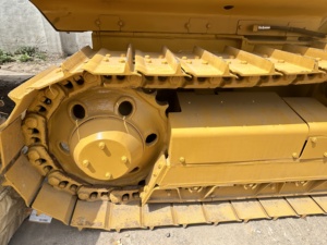 Bulldozer usado d5k Caterpillar D5K Tractor sobre orugas Bulldozer sobre orugas Buenas condiciones de funcionamiento para la venta caliente - Product Image 4